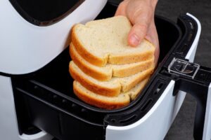 Zober 8 plátkov toastového chleba a fritézu – Moja rodina sa z toho ZBLÁZNILA!