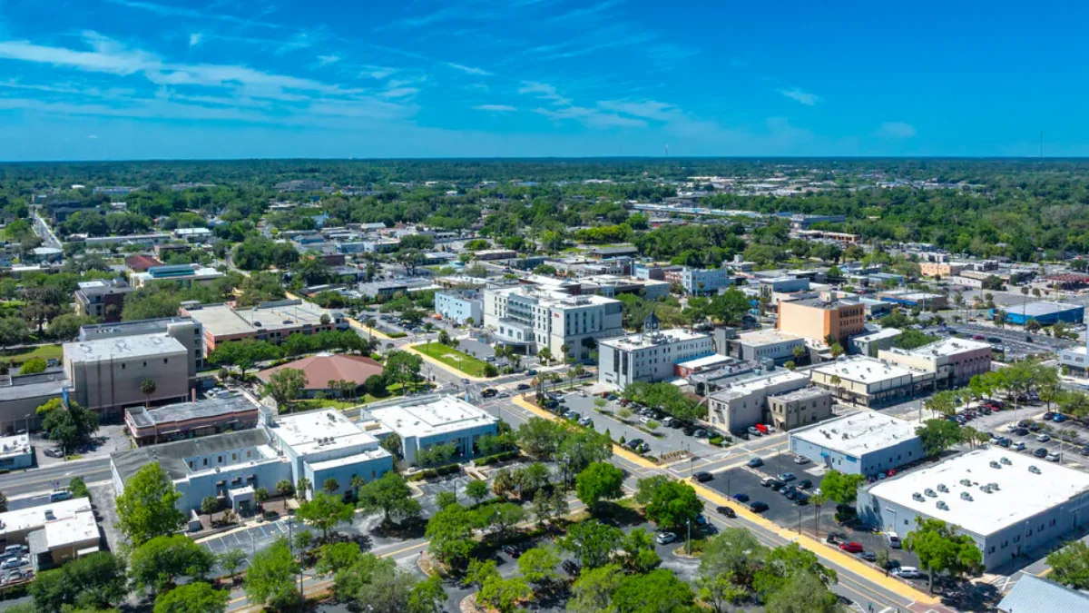 USA: Nový urbanistický exodus: Kde rast predmestí výrazne predčí rast miest USA: Nový urbanistický exodus: Kde rast predmestí výrazne predčí rast miest