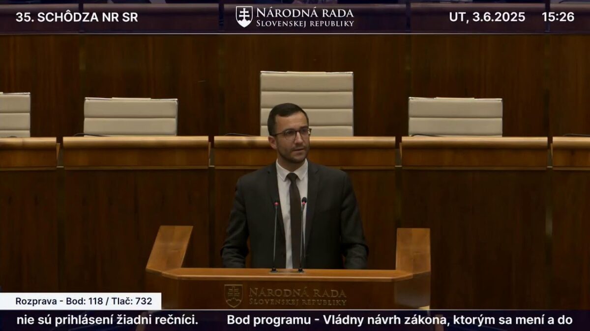 Július Jakab k odmeňovaniu štátnych zamestnancov