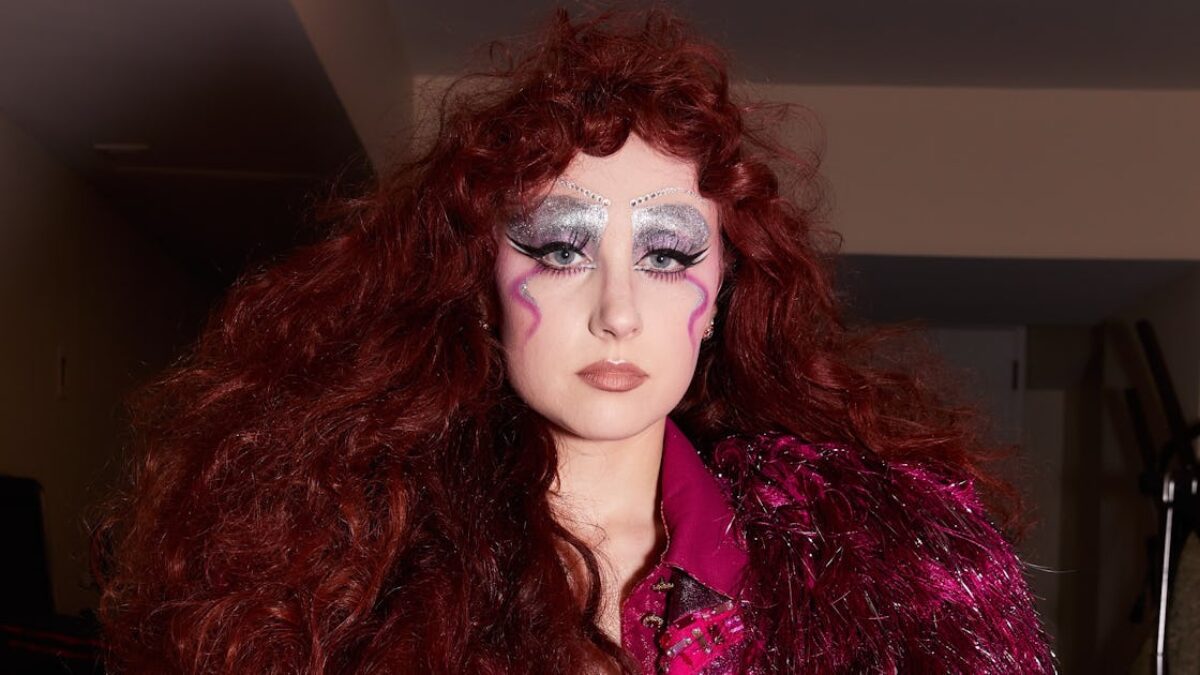 Chappell Roan vracia glamúr späť