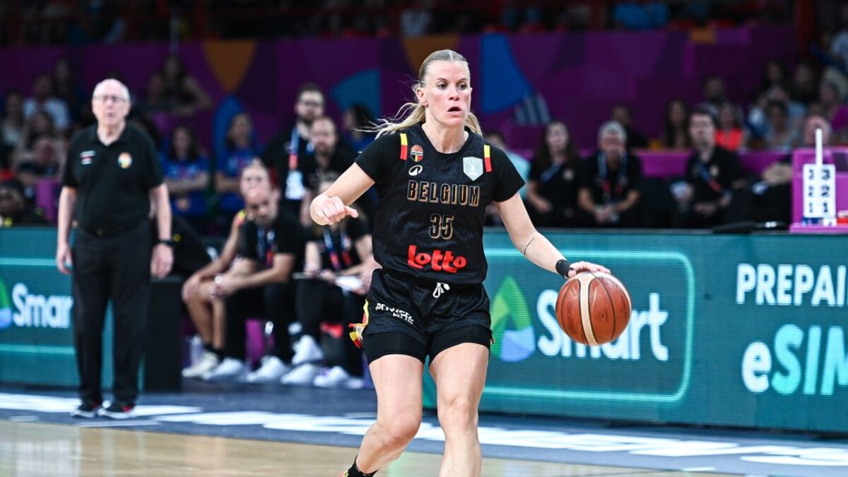 2222058490.jpg Nedávno prepustená hráčka Valkyries dostáva druhú šancu v WNBA.
