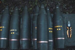 Zmrazenie dodávok zbraní pre Ukrajinu súvisí s komplexným prehodnotením zásob Pe...