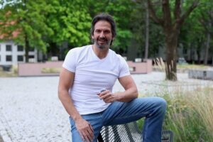 R. KALIŇÁK: SÚBOJ O NAJVÄČŠÍ NEZMYSEL MÁ NEČAKANÉ ROZUZLENIE