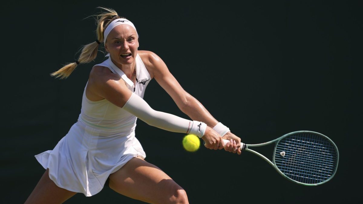 Mihalíková a Šramková končia na Wimbledone v debli v prvom kole.