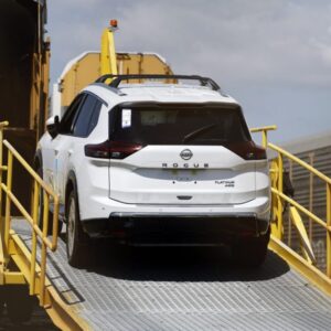 Nissan si predvoláva takmer pol milióna áut – chyba je tak vážna, že niektoré bu...