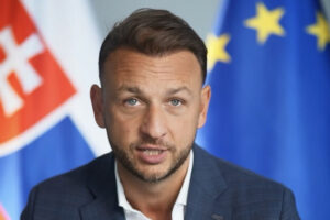 Návrh zákona o lobingu predložili do pripomienkového konania, podľa Šutaja Eštok...