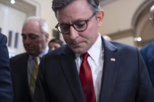 V neskorých hodinách sa skupina z Republikánskej strany v Snemovni nedohodla na ...