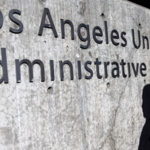 Počet mládeže bez domova v Kalifornii rastie, ale prečo?