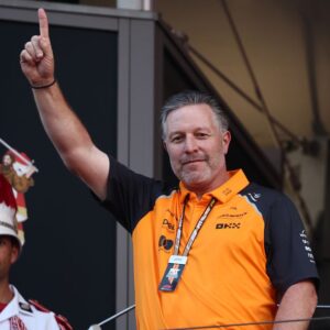 F1 špekulácie: Zak Brown z McLarena by nebol „prekvapený“, ak by Max...