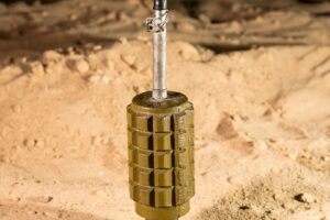 Päť krajín NATO vypúšťa zmluvu o protipěchotných minách kvôli Rusku.