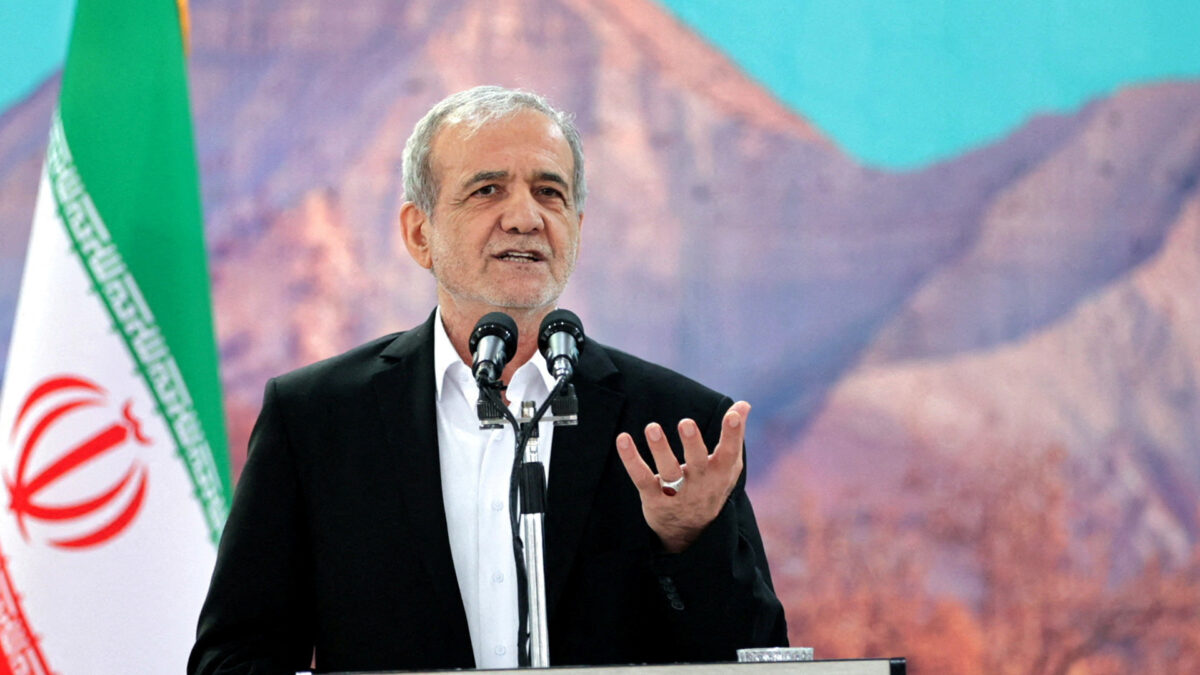 Teherán prerušil prístup pre inšpektorov OSN pre jadrovú energiu po útokoch USA a Izraela.