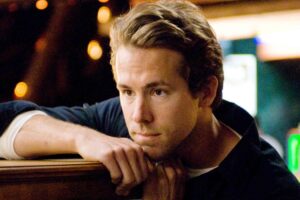 Ryan Reynolds, 48, má pre vás dôležitú správu o Mint Mobile a… hot dogoch?...