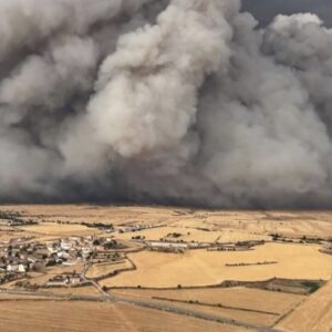 Katalánsko bičujú požiare, hlásia obete.