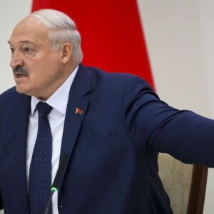 Lukašenko omilostil ďalšiu skupinu politických väzňov.