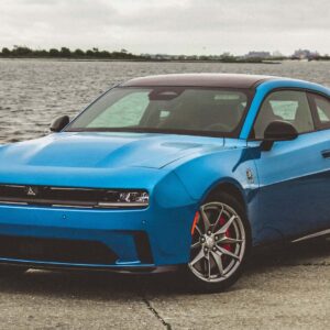 Dodge odošlú nabíjačku EV do opravy, pretože nie je podľa zákona dostatočne hluč...