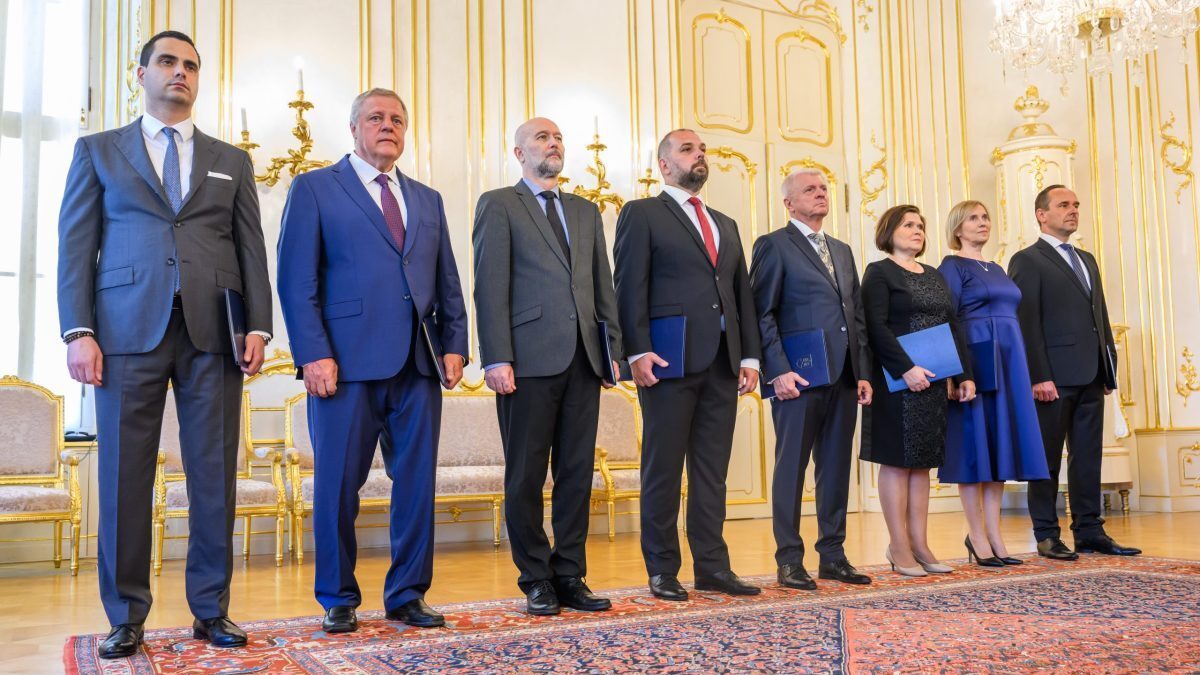 Prezident Pellegrini odovzdal poverovacie listiny veľvyslancom