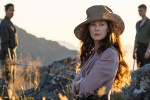 the wheel of time season 3 rosamund pike moiraine hat.jpg Najnovšiu epickú fantasy TV adaptáciu Prime Video povedie nový showrunner po zru...