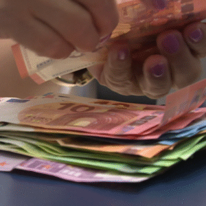 Suma životného minima vyššia: Čo to znamená pre príspevky