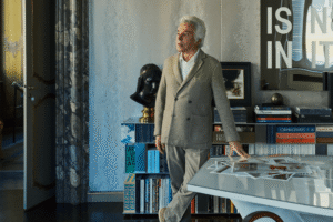 Nahliadnutie dovnútra: rozľahlý rímsky palác legendárneho Valentina Giancarla Gi...