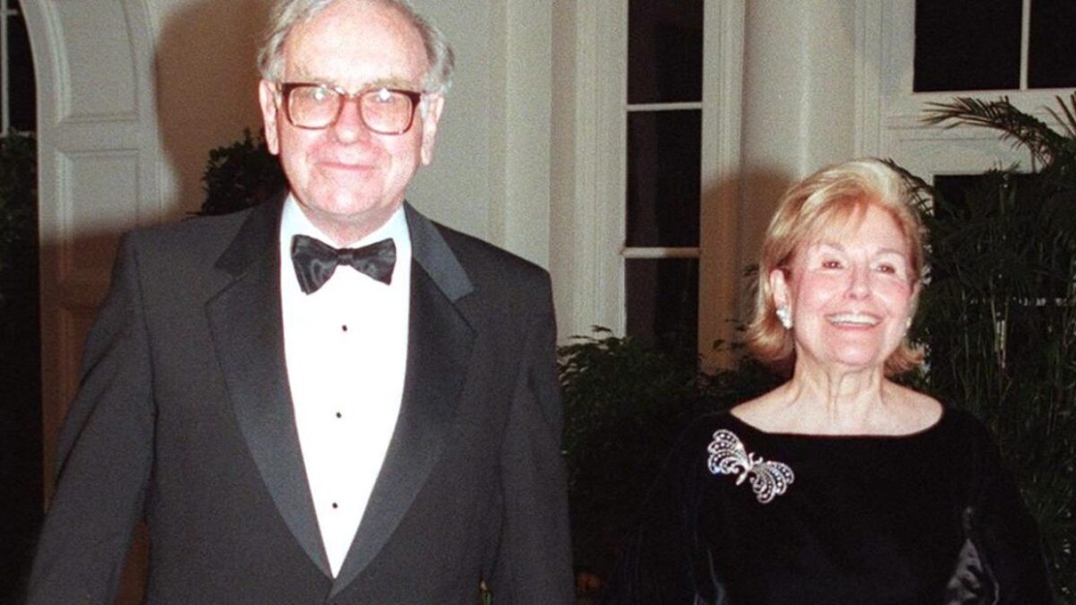 Warren Buffett o hľadaní trvalej manželskej lásky.