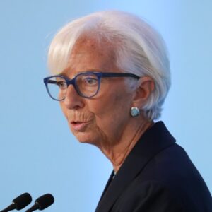 Šéf Európskej centrálnej banky očakáva volatilnejšiu infláciu so zvyšujúcou sa g...