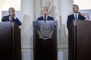 Slovensko prevzalo ročné predsedníctvo Slavkovského formátu