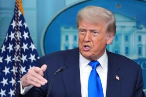 Donald Trump podpísal výkonný príkaz na zrušenie amerických sankcií proti Sýrii