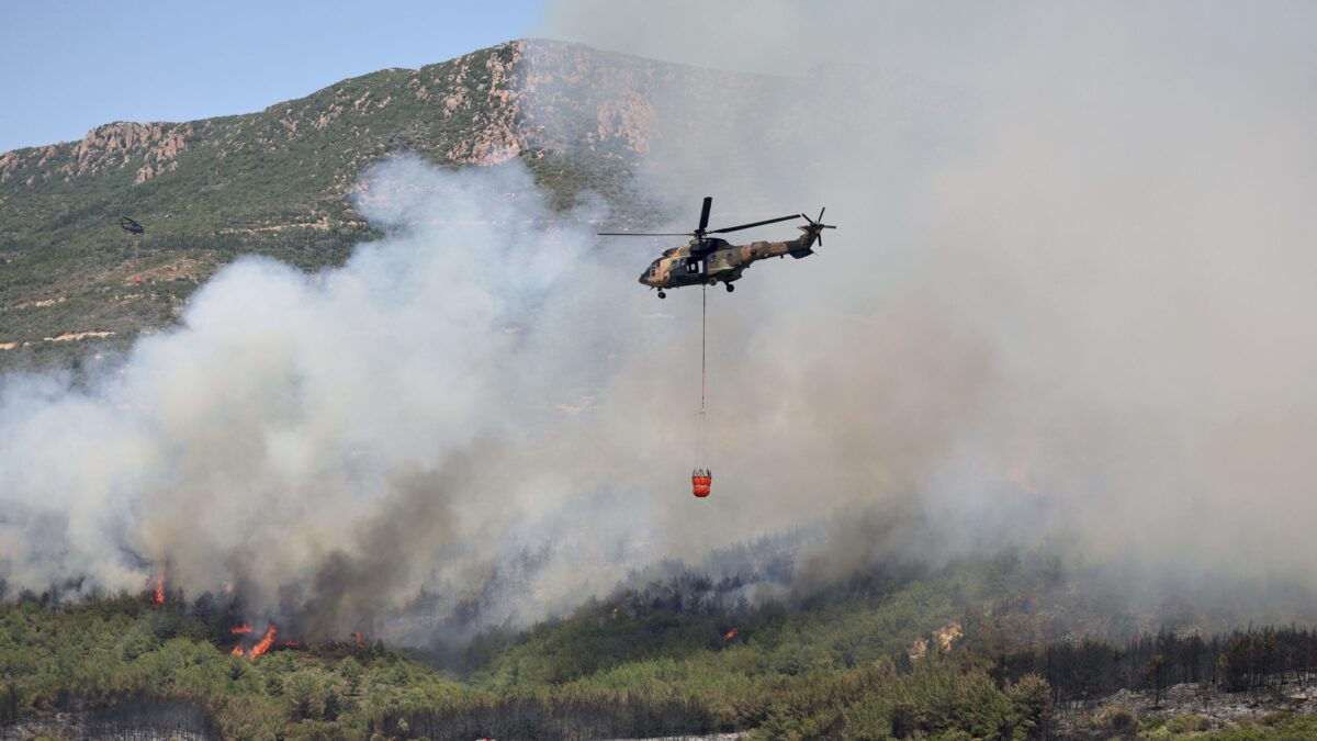 Museli evakuovať vyše 50-tisíc ľudí