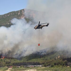 Museli evakuovať vyše 50-tisíc ľudí