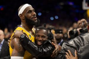 Najnovšie správy o LeBronovi Jamesovi vyvolávajú viac otázok než odpovedí.