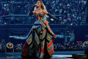 Beyoncé vystúpenie „16 Carriages“ prerušila desivá porucha počas letu.