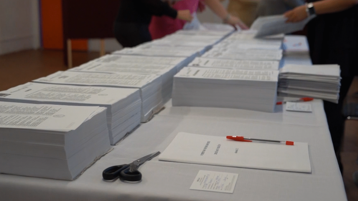 Snimka-obrazovky-2025-05-14-182752-e1747240129183.png Koalícia hovorí o spojení komunálnych a parlamentných volieb.