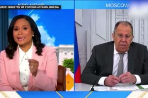 Lavrov popiera bombardovanie závodu vlastneného USA a nazýva reportéra „so...
