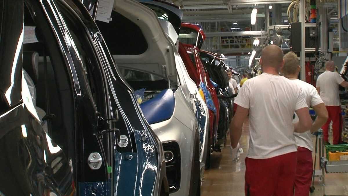 Automobilky čakajú na dohodu o znížení amerických ciel.