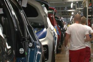 Automobilky čakajú na dohodu o znížení amerických ciel.