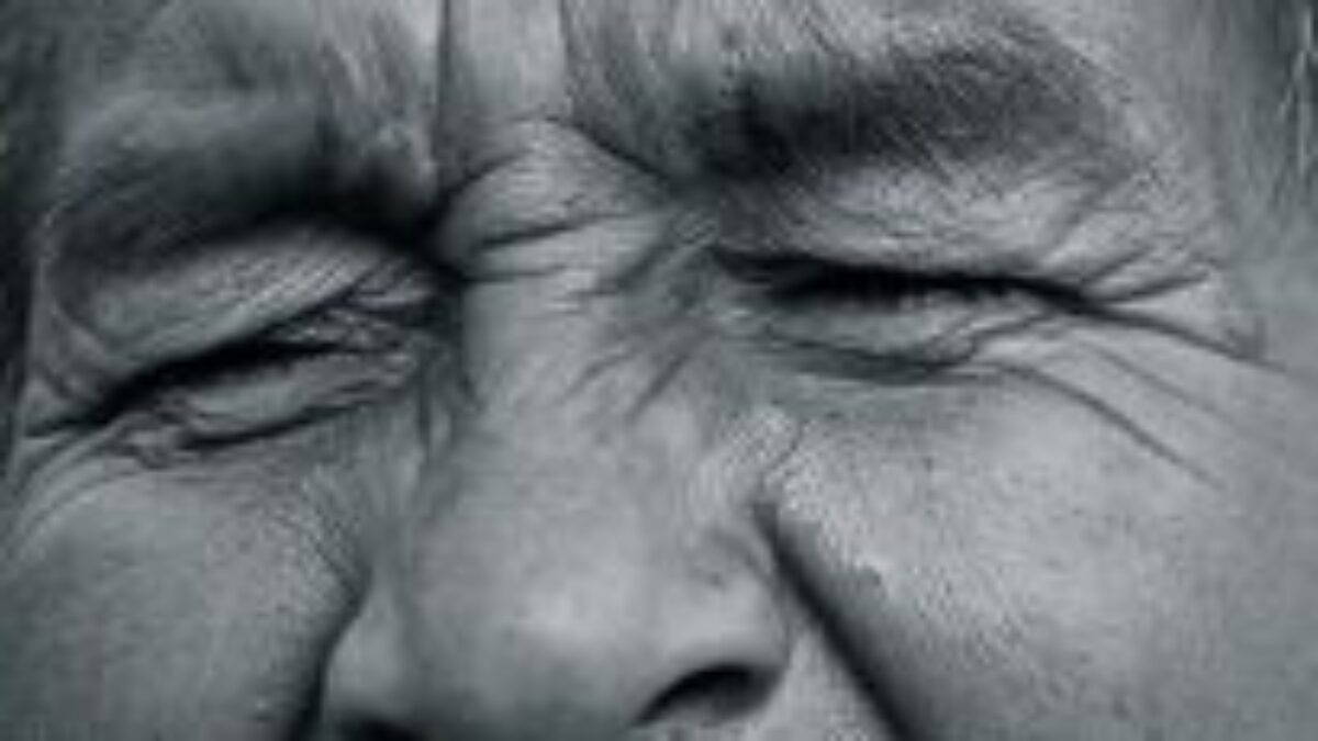 4 príčiny, kvôli ktorým si zbytočne pridávate vrásky na obličeji