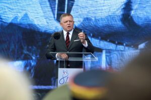 Vážení prítomní, dovoľte mi, aby som sa prihovoril pri príležitosti 79. výročia ...