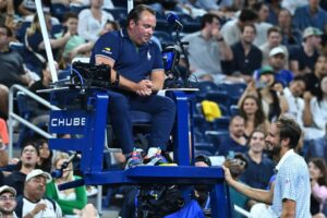 Ruská hviezda dostala mastnú pokutu za hádku, zničenie rakety a bučanie divákov