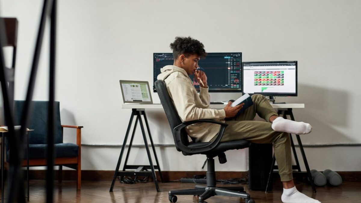 Podľa štúdie JPMorgan investuje generácia Z teraz šesťkrát častejšie ako v roku 2015.