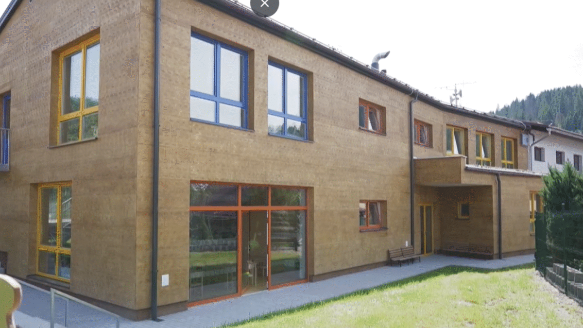 Viacero škôl v SR cez leto rekonštruuje svoje priestory.