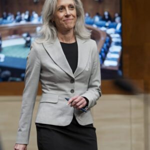 Trump prepustil riaditeľku CDC po mesiaci vo funkcii. Jej právnici tvrdia, že &#...