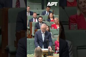 Austrália obviňuje Irán a vyhosťuje jeho vyslanca kvôli antisemitským prejavom.