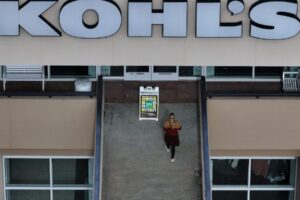 GettyImages-2187027457-2-e1756309523813.jpg Kohl’s „prekvapil“ Wall Street výrazným prekročením očakávanýc...
