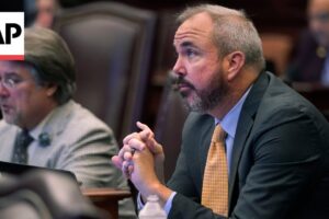 Joe Gruters zvolený za predsedu RNC po tom, čo ho vybral Trump