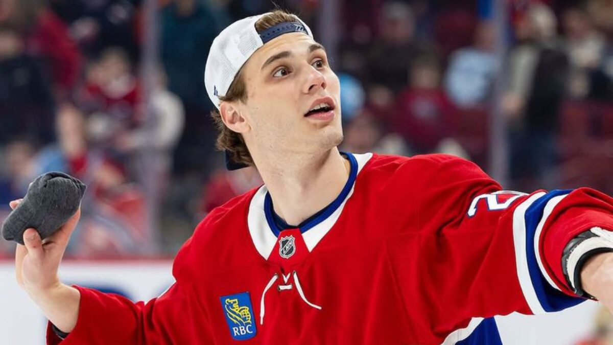 Slafkovský zdvihne Stanleyho pohár, tvrdí prognóza. Za jedného z lídrov Montrealu ho však neoznačila