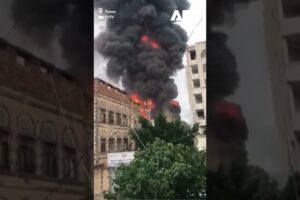 Izraelské lietadlá bombardovali hlavné mesto Jemenu: Desiatky zranených.