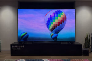 Videl som 115-palcový micro-RGB televízor od Samsungu za 30 000 dolárov a jeho ž...