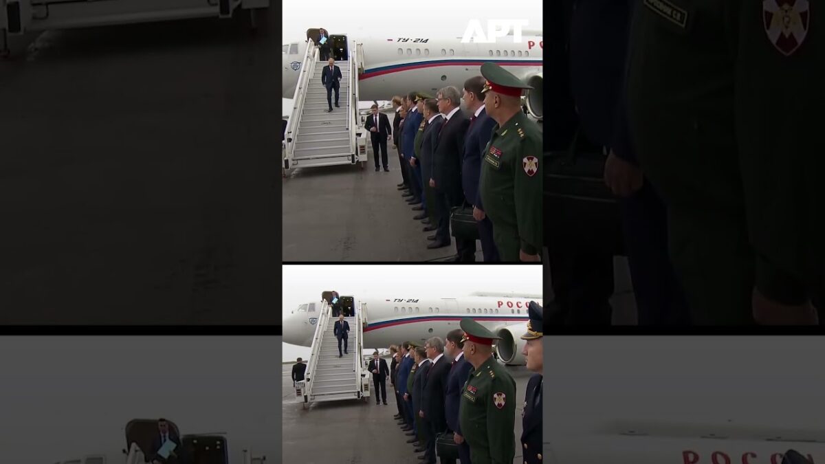 Putin navštívil ruské jadrové centrum v Sarove počas Dňa štátnej vlajky.