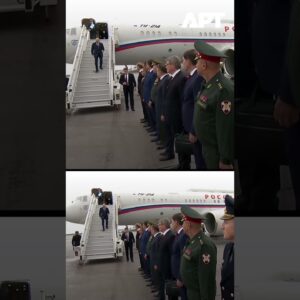 Putin navštívil ruské jadrové centrum v Sarove počas Dňa štátnej vlajky.