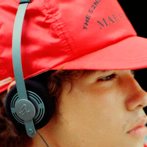 Kašlem na Google: Káblové slúchadlá hrajú lepšie, šetria planétu a (ako dokazuje...